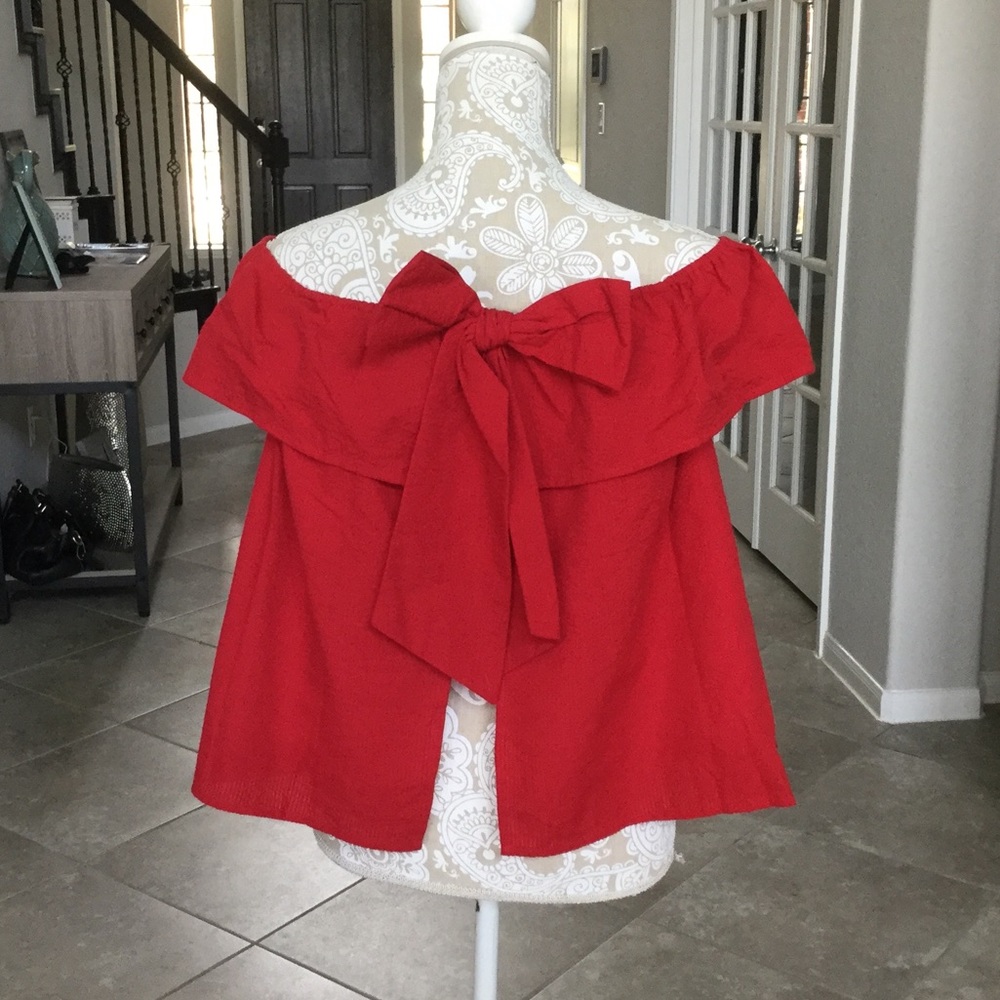 Super Cute Off the Shoulder Top
